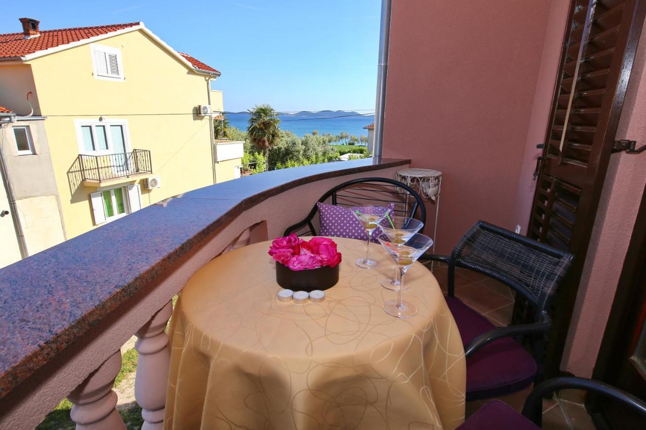 Villa Dalmatino ปาโกชตาเน ภายนอก รูปภาพ