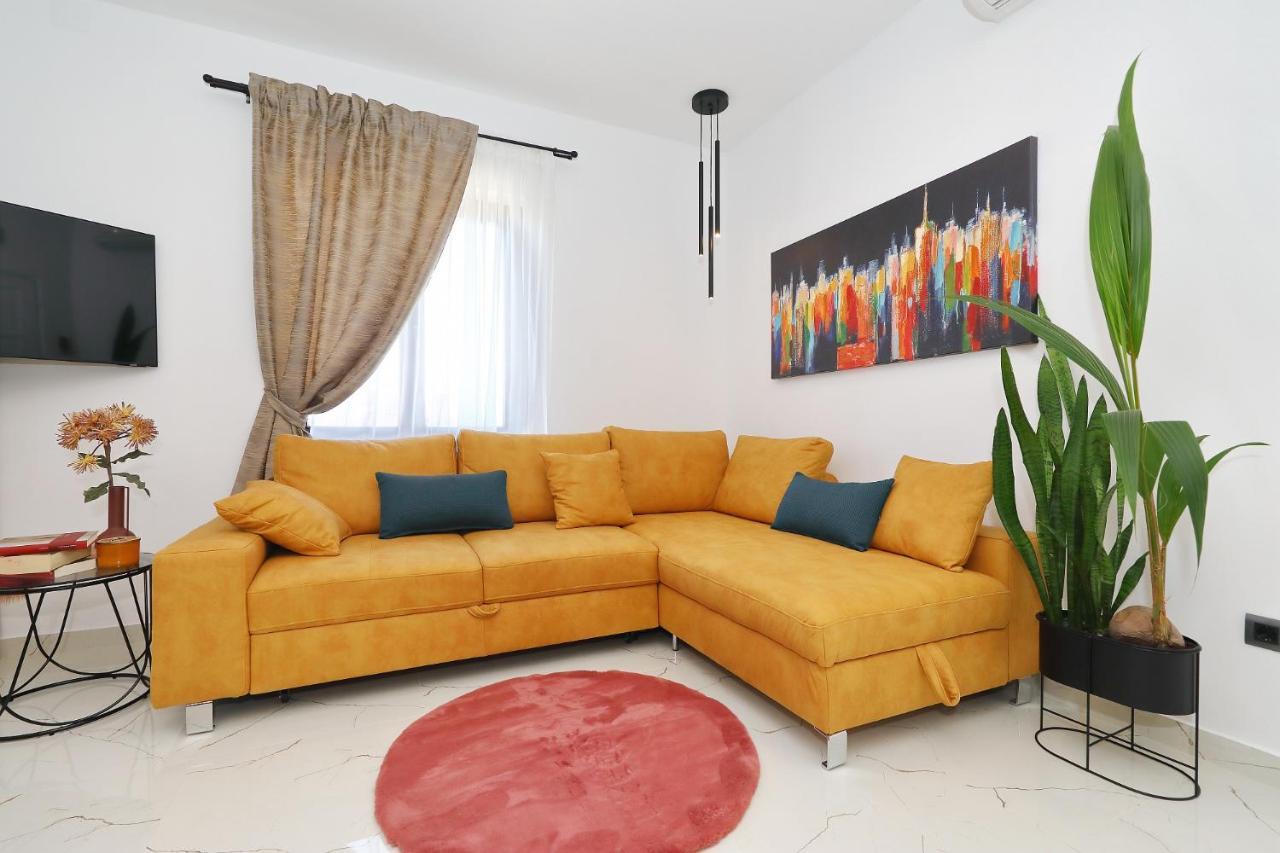 Villa Dalmatino ปาโกชตาเน ภายนอก รูปภาพ
