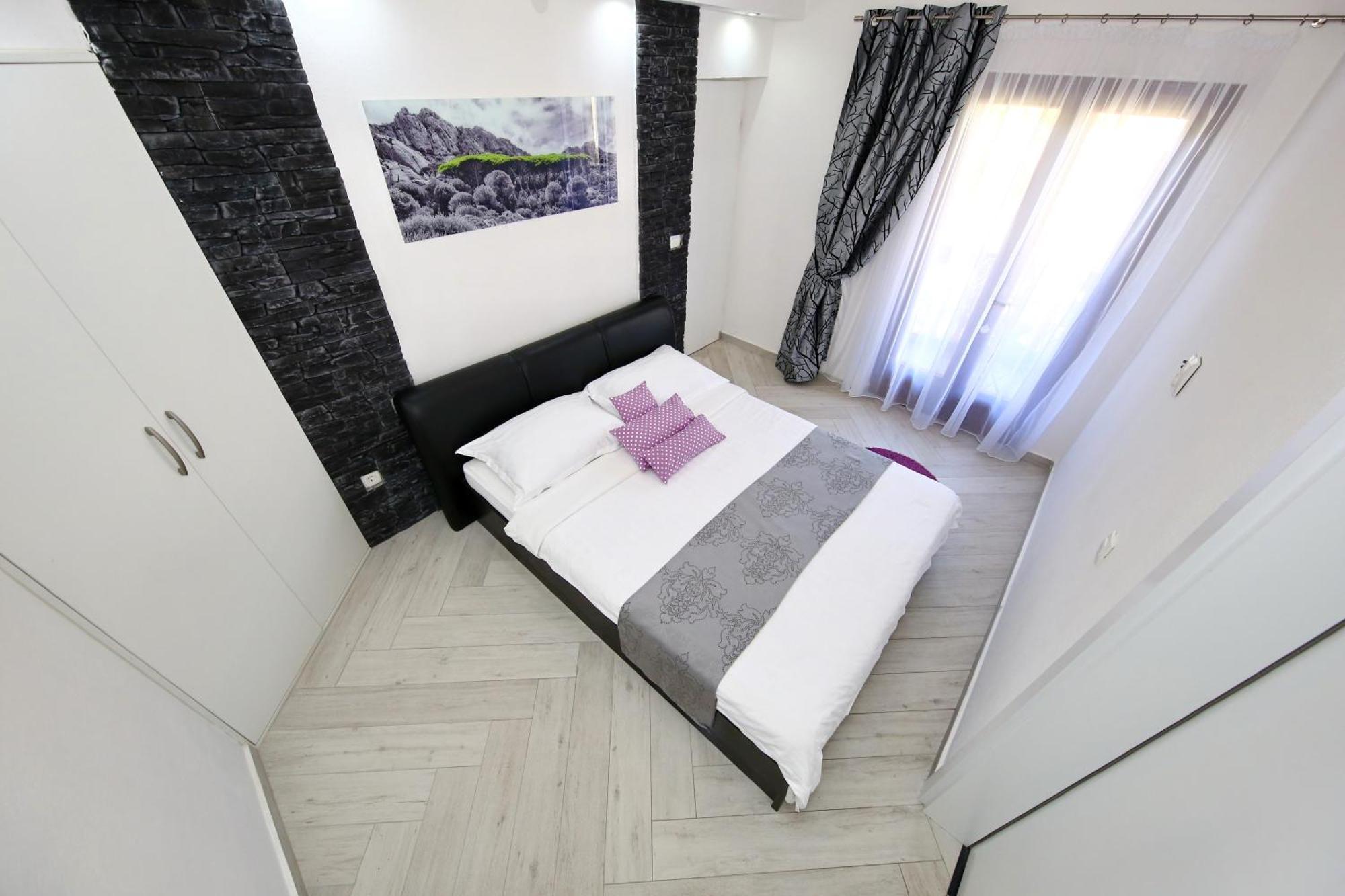 Villa Dalmatino ปาโกชตาเน ภายนอก รูปภาพ