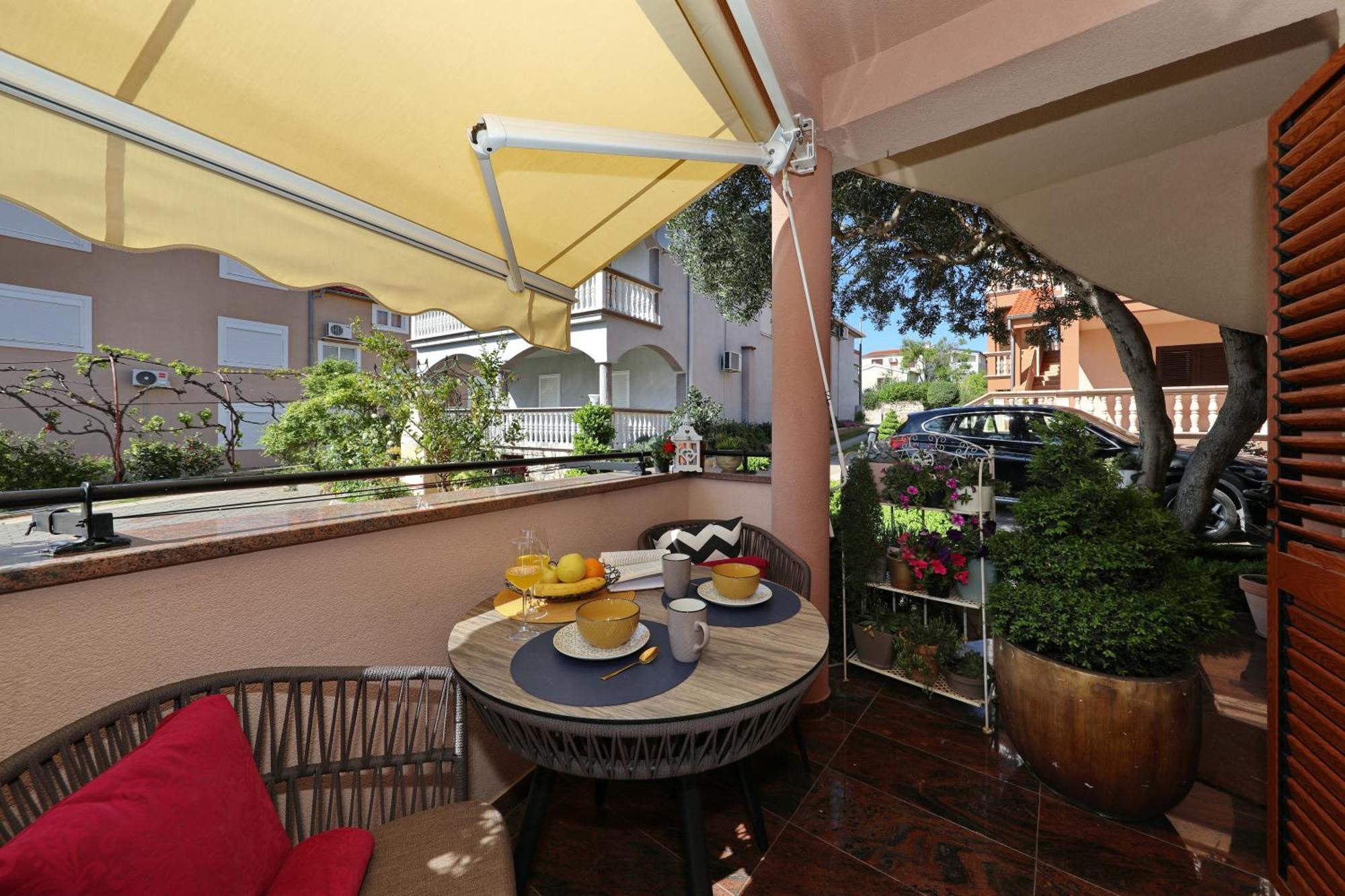 Villa Dalmatino ปาโกชตาเน ภายนอก รูปภาพ